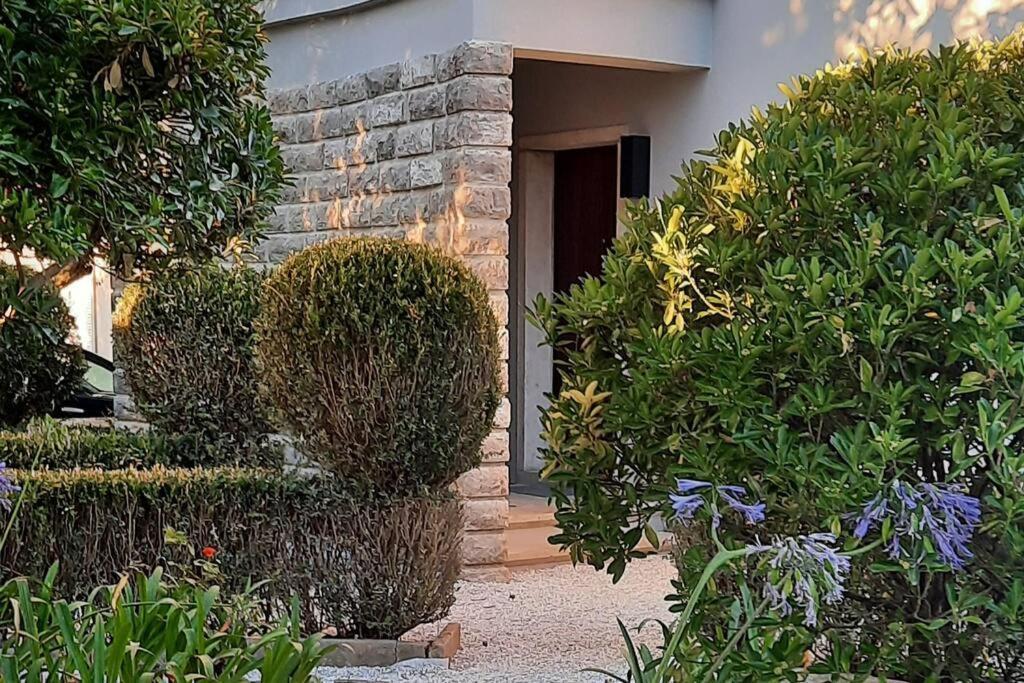 Casa Com Jardim Perto Da Praia Sesimbra Exterior foto